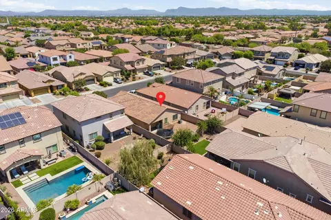 View/Area - 3925 E Narrowleaf Dr, Gilbert, AZ 85298 photo 6 of 29