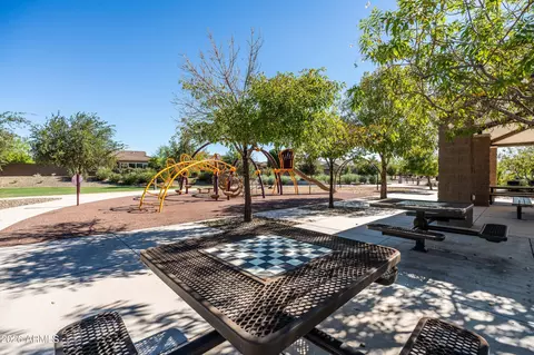 View/Area - 3925 E Narrowleaf Dr, Gilbert, AZ 85298 photo 22 of 29