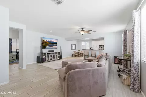 Entry Way - 3925 E Narrowleaf Dr, Gilbert, AZ 85298 photo 1 of 3