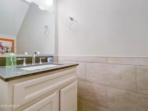 Bath - 1026 E Bendix Dr, Tempe, AZ 85283 photo 6 of 7