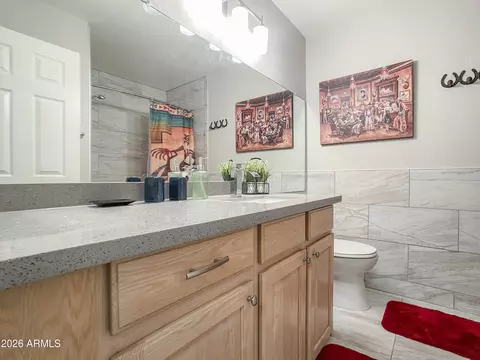 Bath - 1026 E Bendix Dr, Tempe, AZ 85283 photo 4 of 7