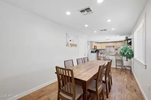 Dining - 3520 E Thunderbird Rd, Phoenix, AZ 85032 photo 2 of 4