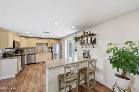 Kitchen - 3520 E Thunderbird Rd, Phoenix, AZ 85032 photo 2 of 4