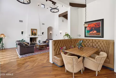 Dining - 5434 E Camelhill Rd, Phoenix, AZ 85018 photo 1 of 2
