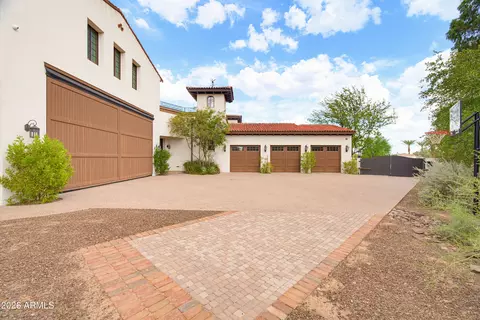 Exterior - 5434 E Camelhill Rd, Phoenix, AZ 85018 photo 4 of 10