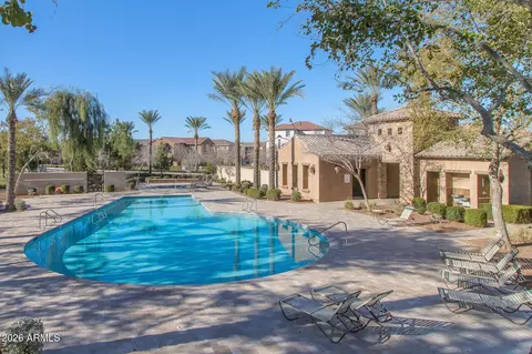 Exterior - 1015 S Annie Ln, Gilbert, AZ 85296 photo 11 of 18