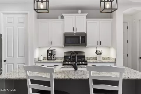 Other - 1015 S Annie Ln, Gilbert, AZ 85296 photo 1 of 10