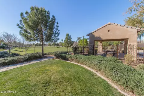 Exterior - 1015 S Annie Ln, Gilbert, AZ 85296 photo 12 of 18