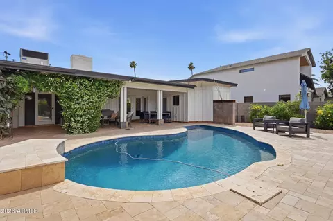 Exterior - 5328 E Verde Ln, Phoenix, AZ 85018 photo 9 of 11