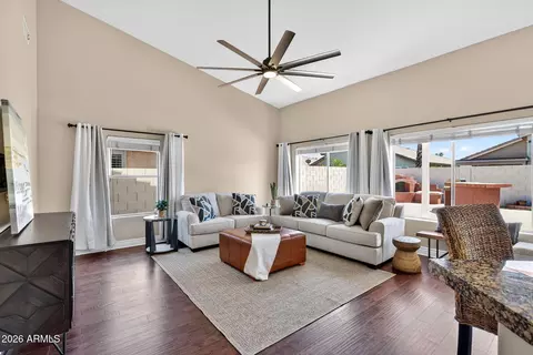 643 W Douglas Ave, Gilbert, AZ 85233 photo 4