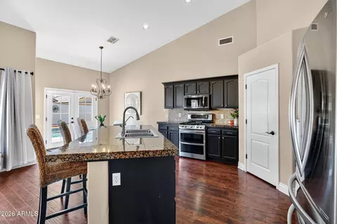 643 W Douglas Ave, Gilbert, AZ 85233 photo 8