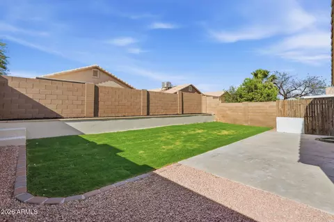 Exterior - 2052 W 20th Ave, Apache Junction, AZ 85120 photo 2 of 4