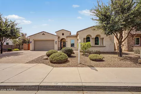 2937 E Longhorn Dr, Gilbert, AZ 85297