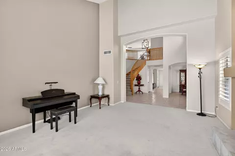 Living - 1002 E Betsy Ln, Gilbert, AZ 85296 photo 3 of 6