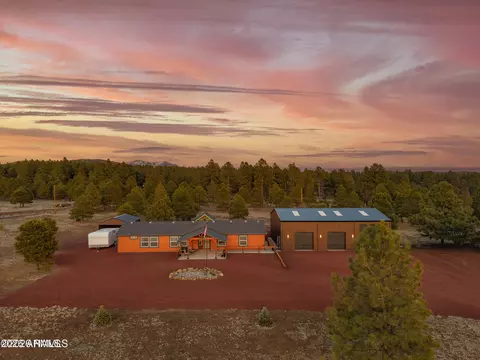 1150 N Three Bears Loop, Parks, AZ 86018 photo 4