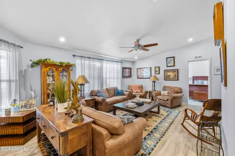 1150 N Three Bears Loop, Parks, AZ 86018 photo 14