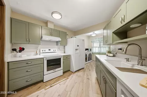 13817 N 109th Ave, Sun City, AZ 85351