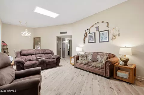 13817 N 109th Ave, Sun City, AZ 85351