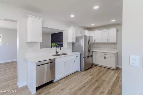 314 W Minton St, Phoenix, AZ 85041