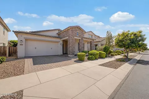 20993 E Carriage Way, Queen Creek, AZ 85142