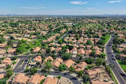 View/Area - 57 E Ranch Rd, Tempe, AZ 85284 photo 7 of 12