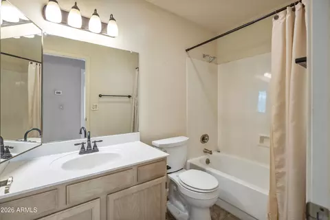 Bath - 57 E Ranch Rd, Tempe, AZ 85284 photo 1 of 4