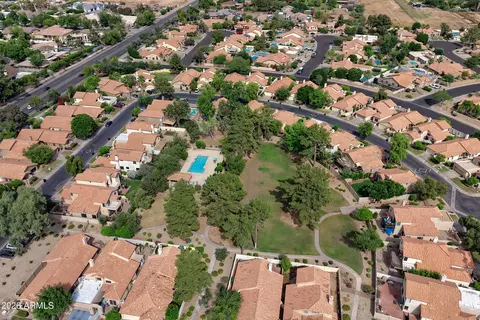 View/Area - 57 E Ranch Rd, Tempe, AZ 85284 photo 5 of 12