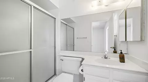 Bath - 3420 E Dragoon Ave, Mesa, AZ 85204 photo 1 of 2