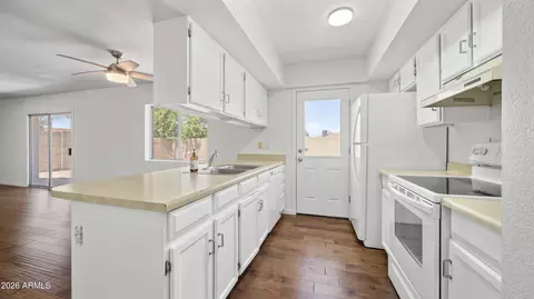Kitchen - 3420 E Dragoon Ave, Mesa, AZ 85204 photo 2 of 2