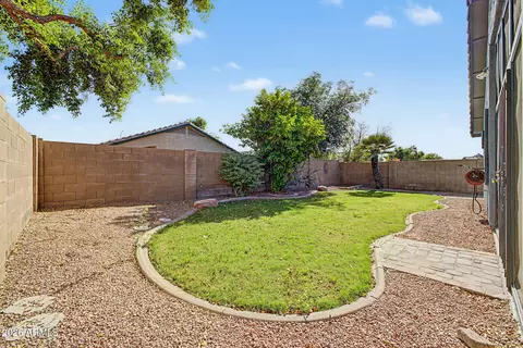 Exterior - 10113 E Osage Ave, Mesa, AZ 85212 photo 4 of 8