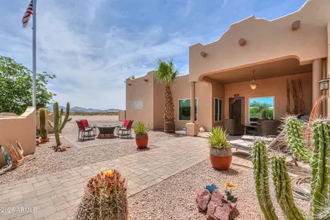 2016 N Jakobs Ln, Maricopa, AZ 85139