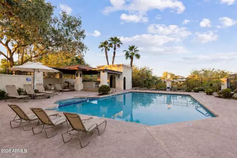 8639 S 48th St #1, Phoenix, AZ 85044