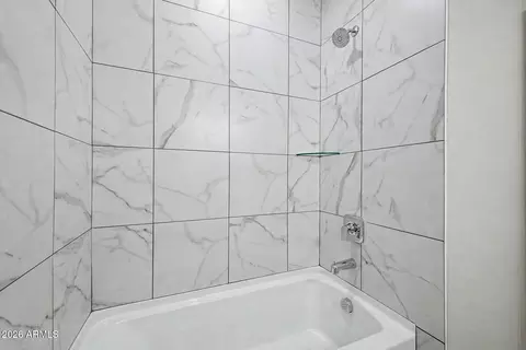 Bath - 1108 E 4th St, Casa Grande, AZ 85122 photo 2 of 4