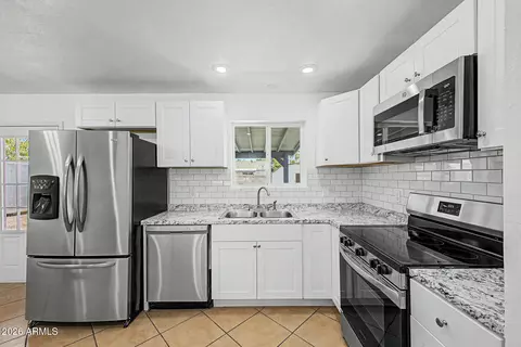 Kitchen - 1303 E Millett Ave, Mesa, AZ 85204 photo 2 of 3