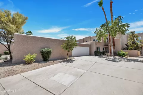 4009 E Charter Oak Rd, Phoenix, AZ 85032