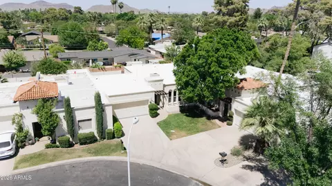 View/Area - 1002 W Solar Dr, Phoenix, AZ 85021 photo 2 of 14