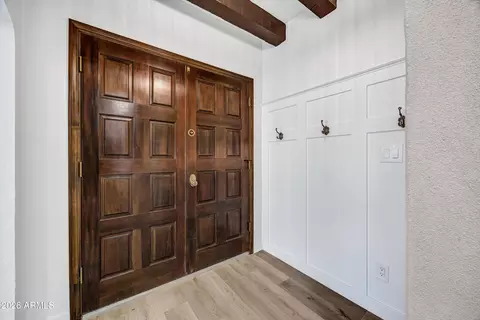 Entry Way - 1002 W Solar Dr, Phoenix, AZ 85021 photo 2 of 2