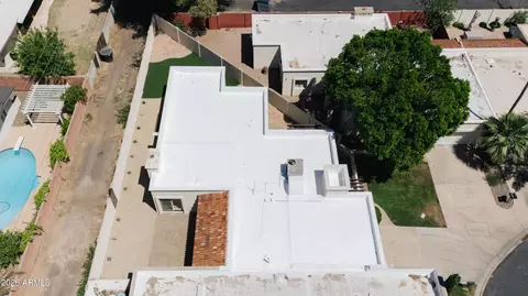 View/Area - 1002 W Solar Dr, Phoenix, AZ 85021 photo 5 of 14