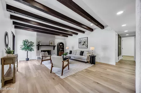 Living - 1002 W Solar Dr, Phoenix, AZ 85021 photo 2 of 4