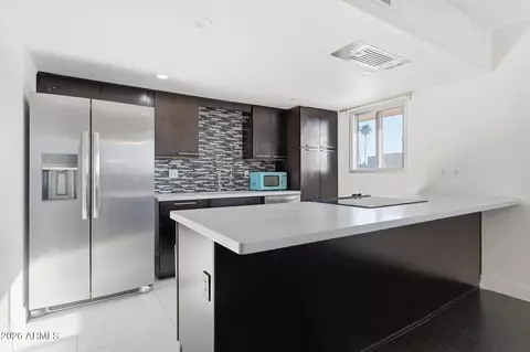 1901 E Missouri Ave #204, Phoenix, AZ 85016