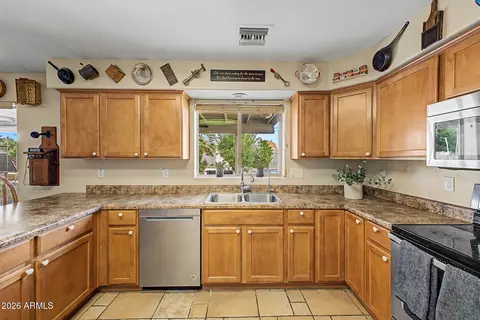 Kitchen - 4744 E Halifax St, Mesa, AZ 85205 photo 3 of 4