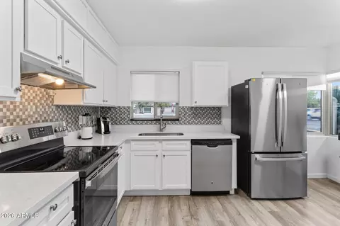 548 W 550 W San Juan Ave, Phoenix, AZ 85013