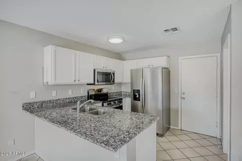 Kitchen - 10917 E Clovis Ave, Mesa, AZ 85208 photo 2 of 3