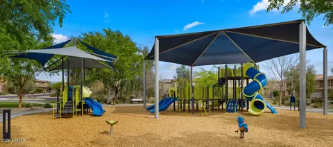 View/Area - 4724 E Parkside Ln, Phoenix, AZ 85050 photo 11 of 11