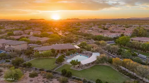 View/Area - 4724 E Parkside Ln, Phoenix, AZ 85050 photo 9 of 11