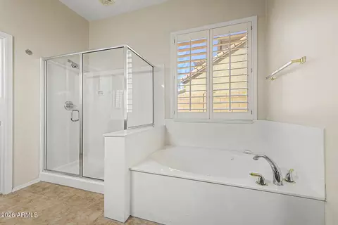 Bath - 3006 E Muirfield St, Gilbert, AZ 85298 photo 2 of 3