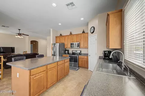 Kitchen - 3006 E Muirfield St, Gilbert, AZ 85298 photo 2 of 3