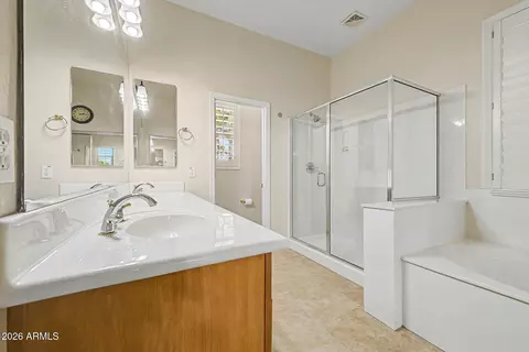 Bath - 3006 E Muirfield St, Gilbert, AZ 85298 photo 1 of 3