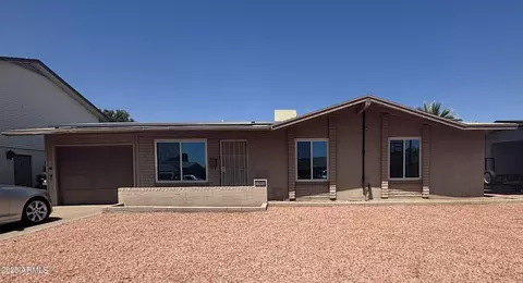 2320 W Columbine Dr, Phoenix, AZ 85029