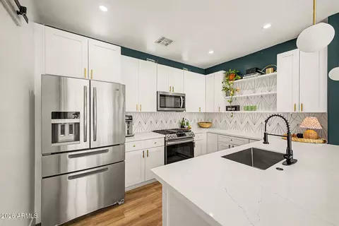 Kitchen - 3840 E Yeager Dr, Gilbert, AZ 85295 photo 2 of 3